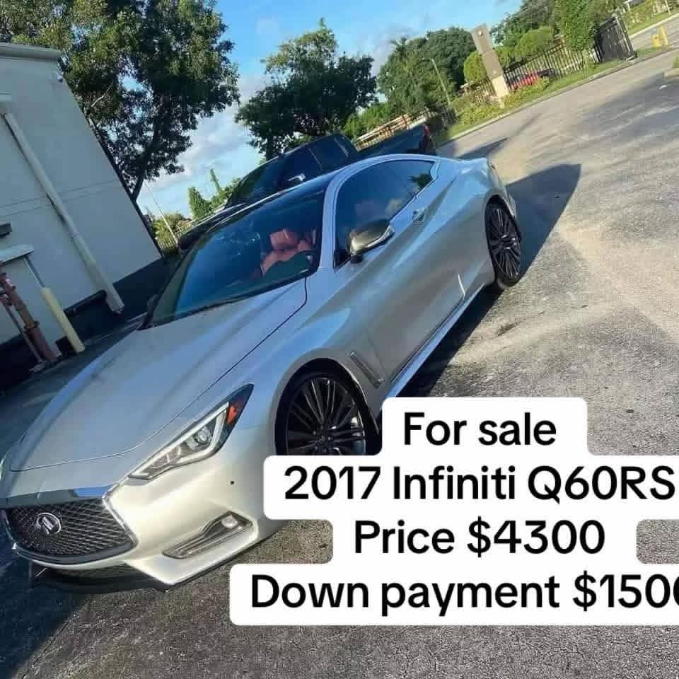 2017 Infiniti Q60 RS